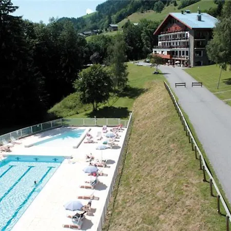 Exhilarating Les Du Prariand- 2 For 5 People Apartment *