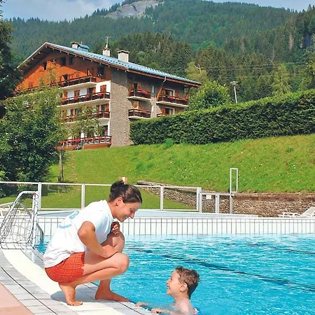 Exhilarating Les Du Prariand- 2 For 5 People Apartment *