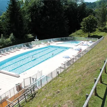 Hotell Exhilarating Les Du Prariand- 2 For 5 People Megève