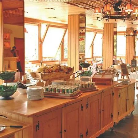 Exhilarating Les Du Prariand- 2 For 5 People 3* Megève