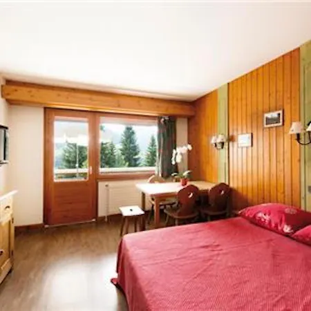 Hotell Exhilarating Les Du Prariand- 2 For 5 People