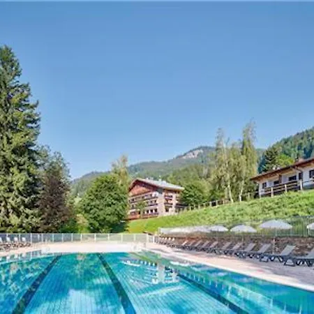 Exhilarating Les Du Prariand- 2 For 5 People Apartment *