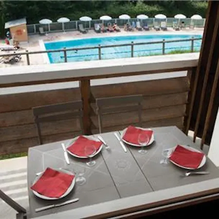 Exhilarating Les Du Prariand- 2 For 5 People Apartment *